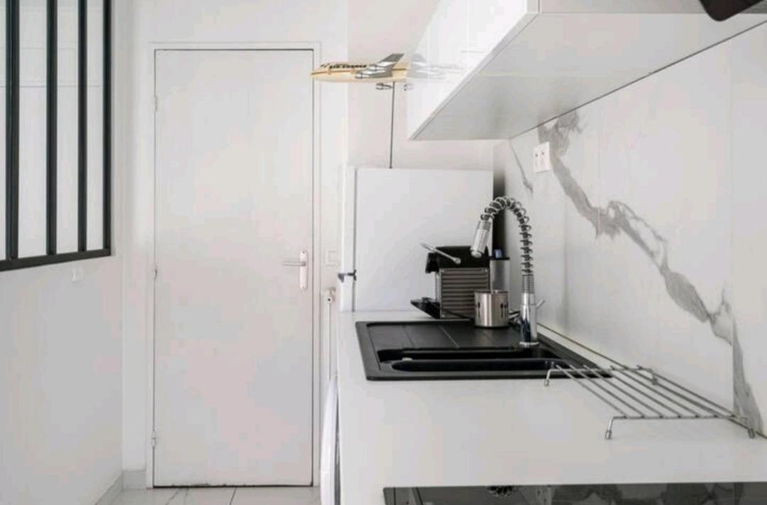 Design Loft Studio Climatise Parking Et Piscine Vallauris Luaran gambar